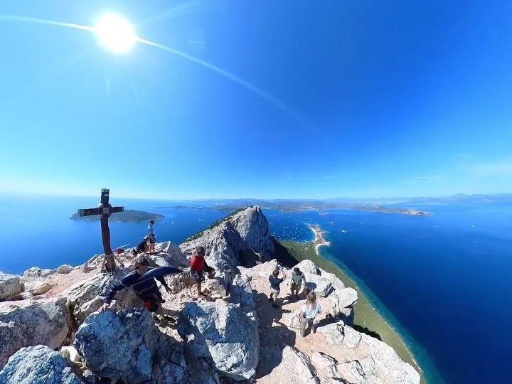 Trekking Tavolara – La Vetta (Punta Cannone) — photo 1