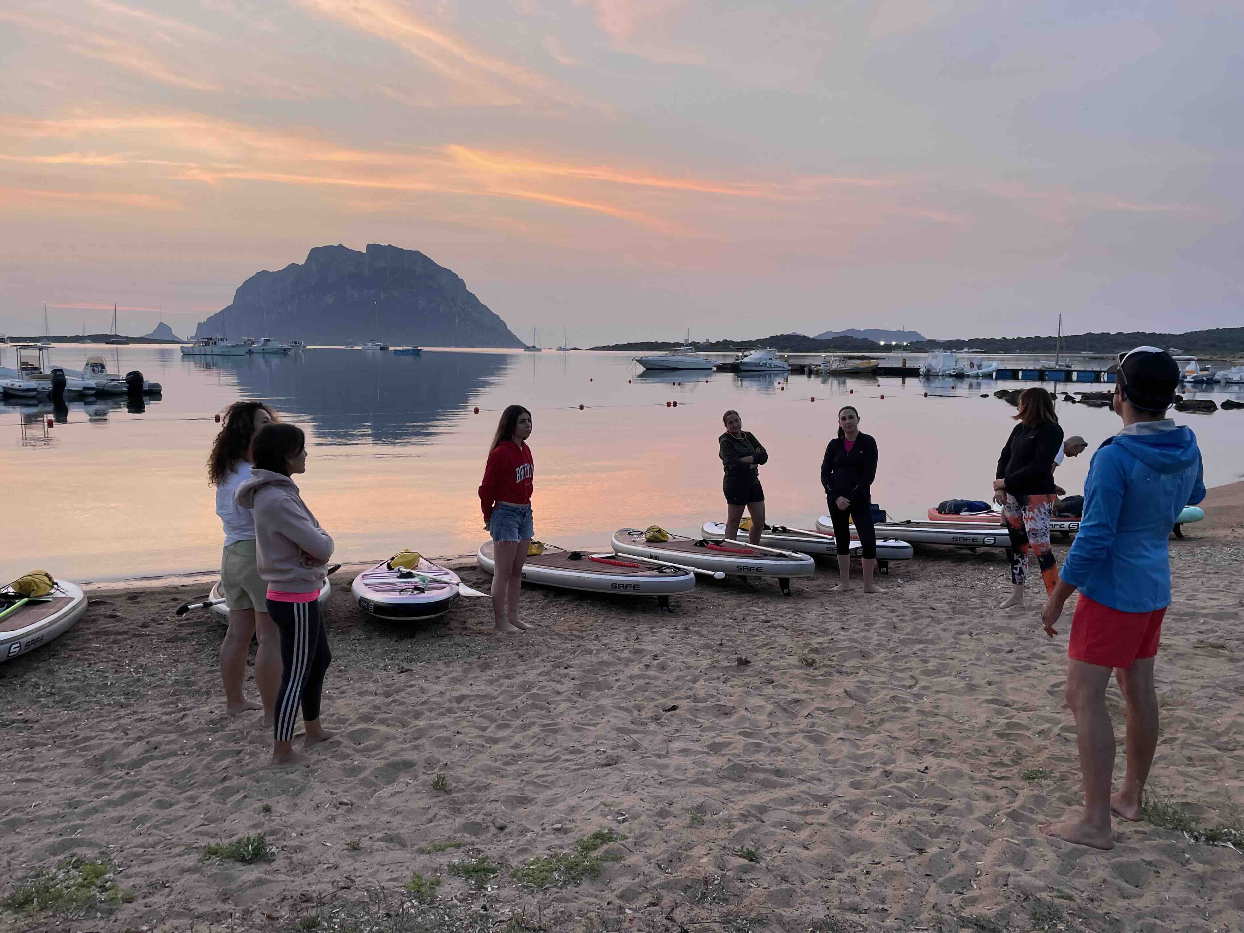 Tour in SUP all’Alba - Spiaggia di Porto San Paolo — photo 2
