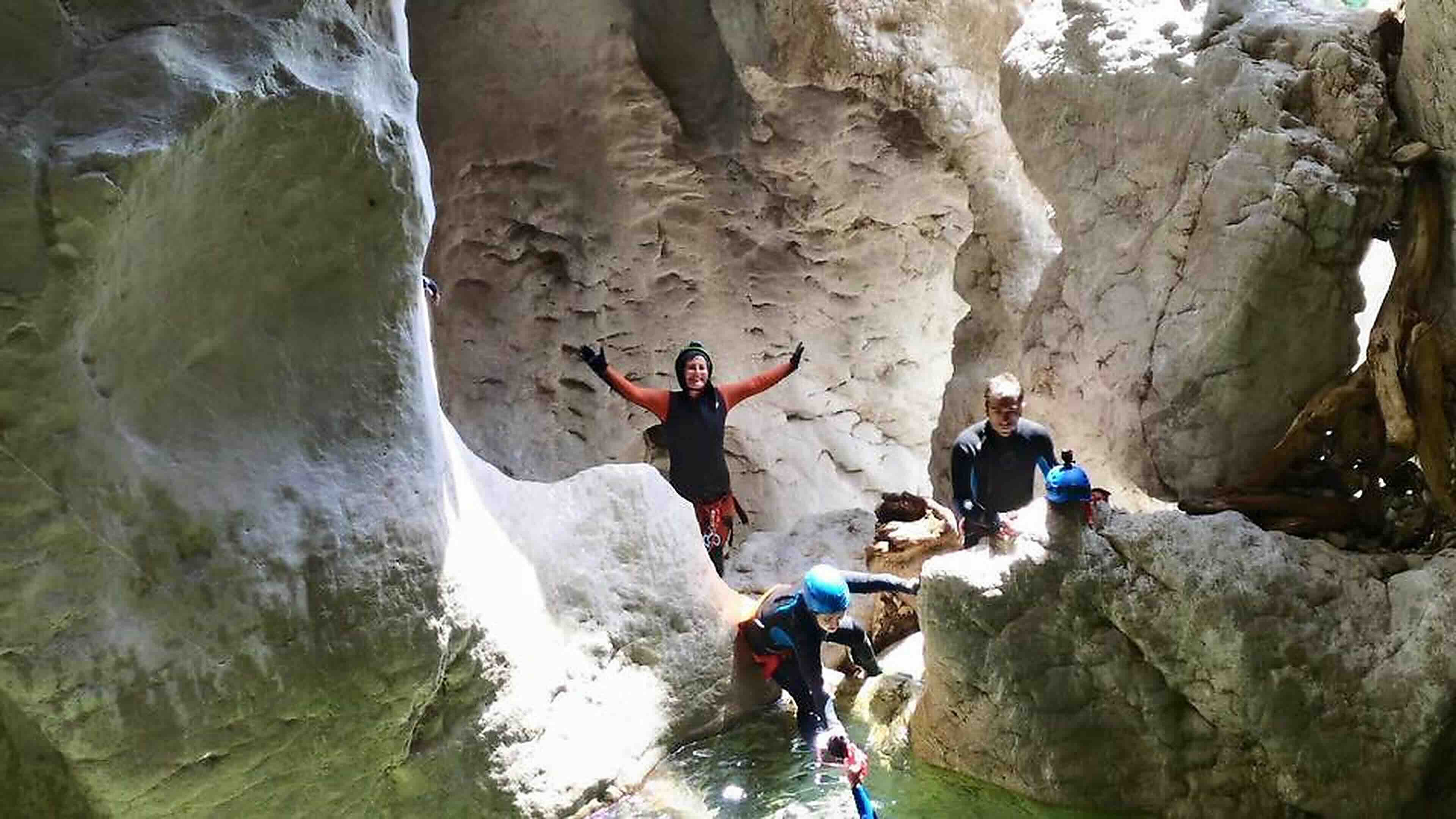 Da San Teodoro: Canyoning Grotta Donini a Urzulei – Avventura nella forra sotterranea del Supramonte — photo 3