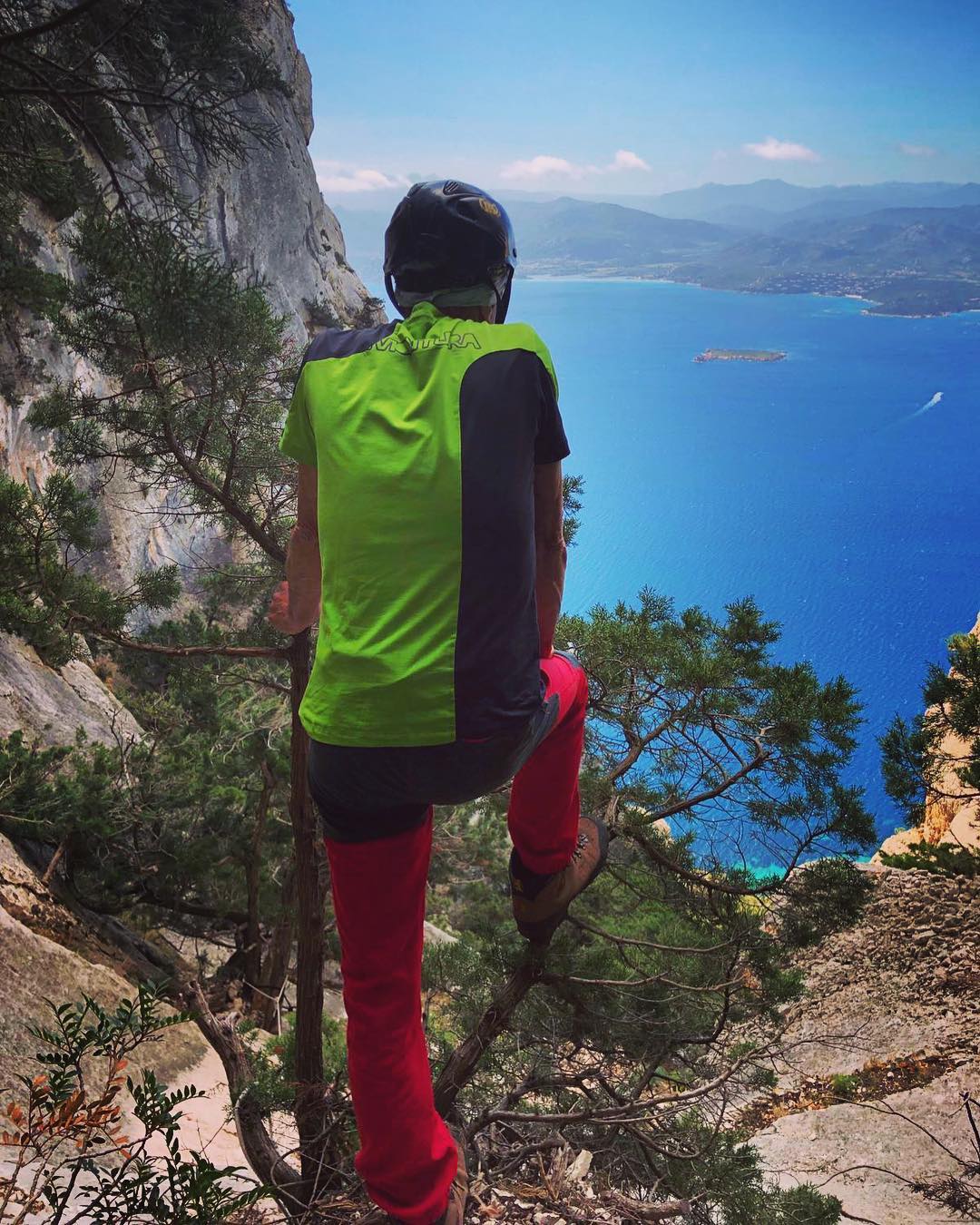 Da Olbia: Trekking a Tavolara fino a Punta Cannone — photo 2