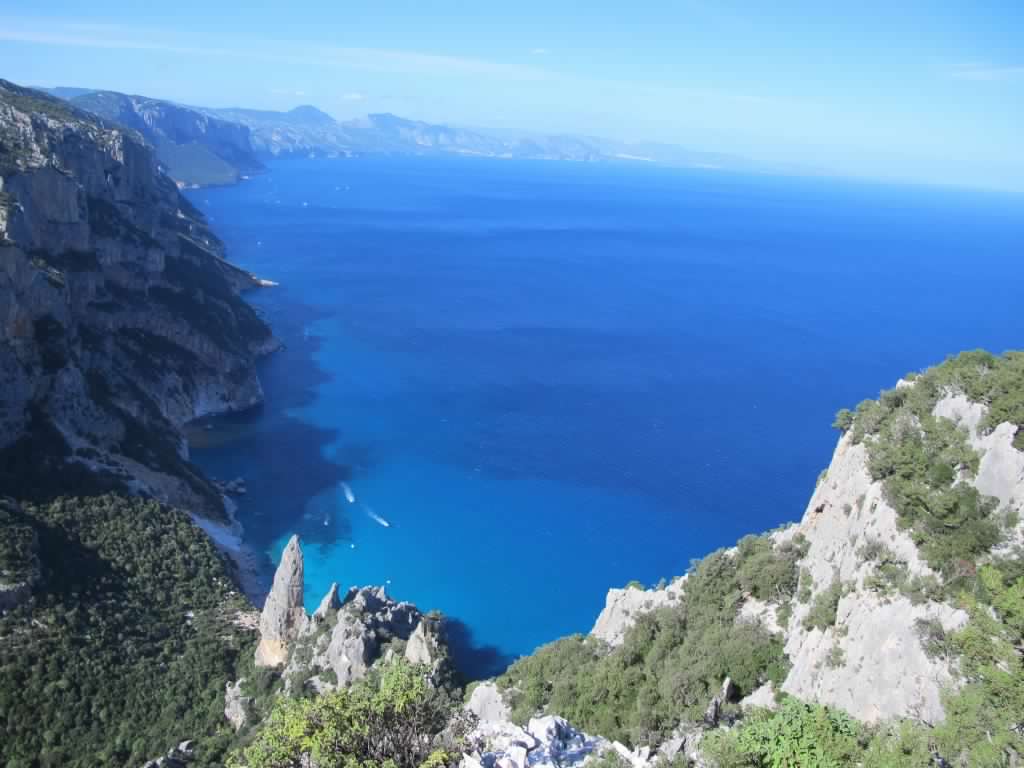 Da Cala Gonone: Trekking alla Guglia di Goloritzè – Escursione nel Golfo di Orosei — photo 3